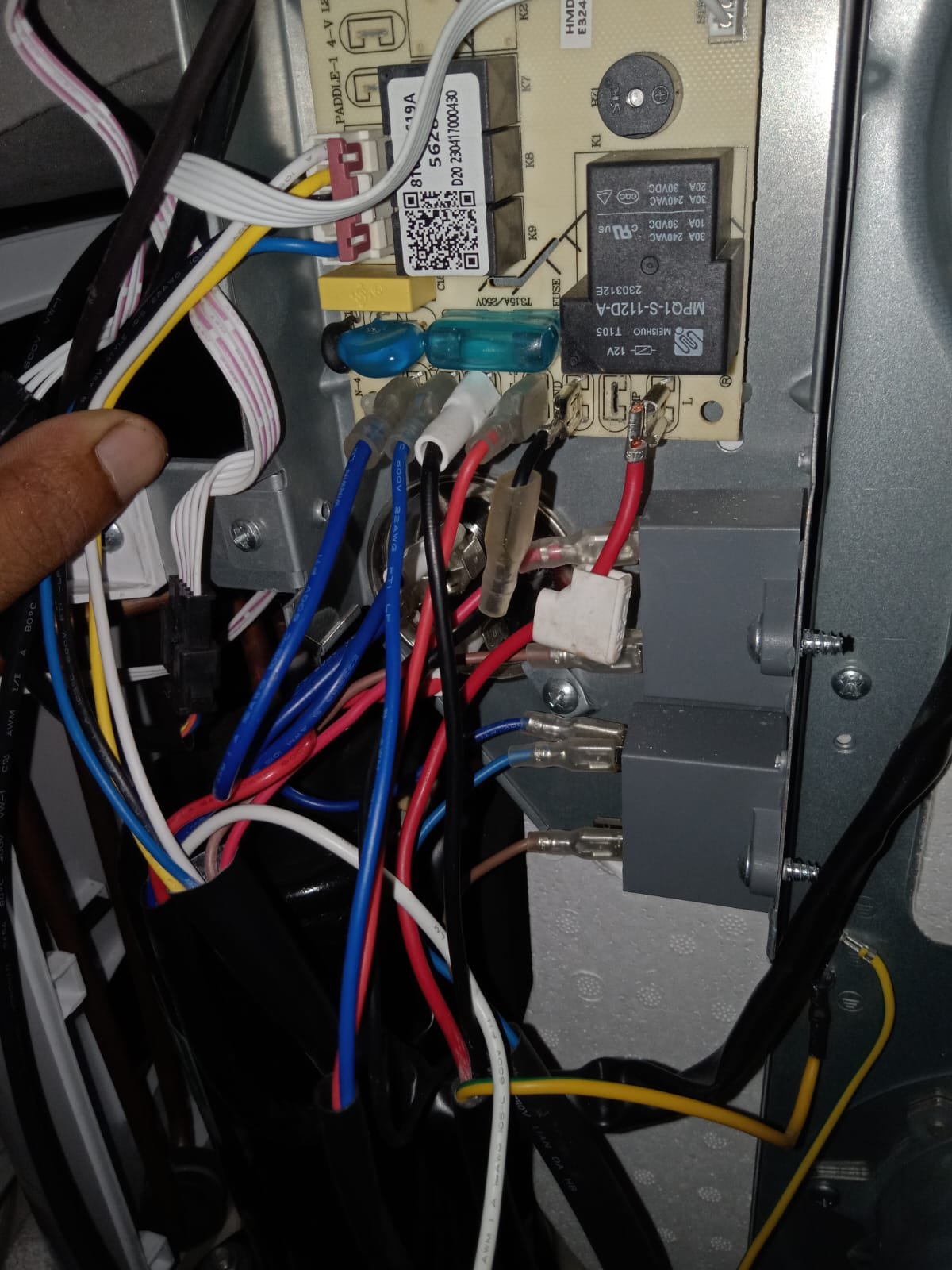 Refrigerator service